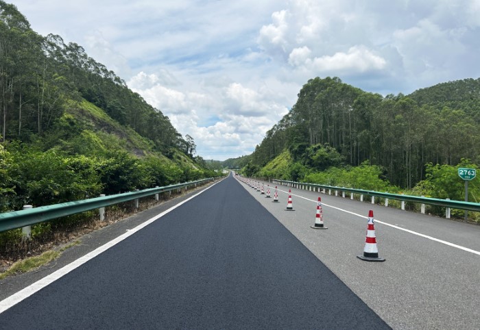 廣西玉鐵路拌和型精細抗滑保護層1 (大) (自定義)